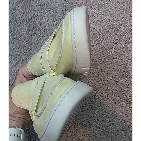 Anne Klein Livvey Gold Faux Suede Loafers – Women’s 7.5 I-Flex Comfort Flats - Picture 5 of 10